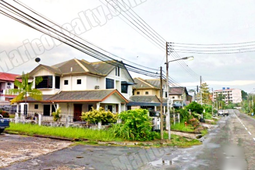 >>more photos